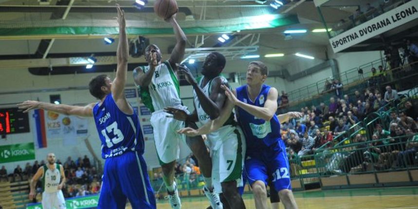 Krka – Zadar Malcolm Armstead (Photo: KK Krka/Drago Perko/kosarka.si) Krka – Zadar Malcolm Armstead (Photo: KK Krka/Drago Perko/kosarka.si)