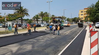 Asfaltiranje kolnika rekonstruiranog i proširenog križanja kod Veslačkog Asfaltiranje kolnika rekonstruiranog i proširenog križanja kod Veslačkog