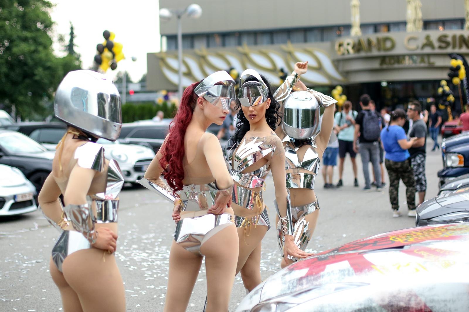 Zagreb: 40 sportskih automobila na Runball Rallyju ispred hotela Admiral