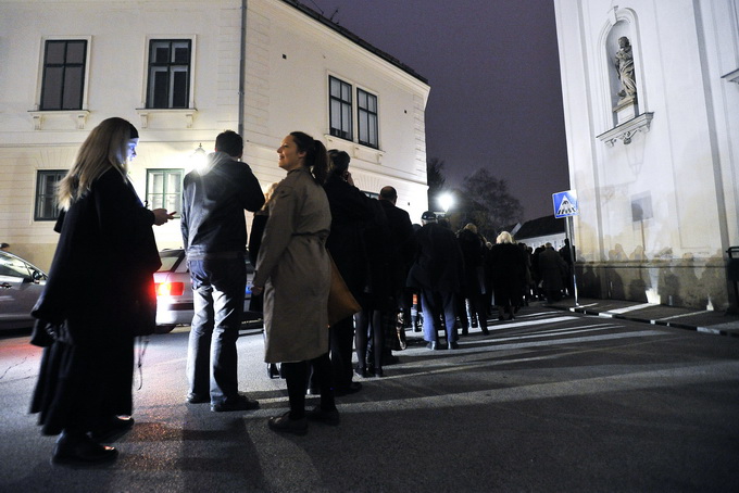 Zagreb, 230313.
Otvorenje izlozbe ‘Remek-djela iz Muzeja Picasso, Pariz’ u Klovicevim dvorima. Izlozba ce biti otvorena do 7. srpnja, a posjetitelji ce moci vidjeti 56 slika i skulptura najslavnijeg majstora 20. stoljeca., osnivaca kubizma, slikara, kip Zagreb, 230313.
Otvorenje izlozbe ‘Remek-djela iz Muzeja Picasso, Pariz’ u Klovicevim dvorima. Izlozba ce biti otvorena do 7. srpnja, a posjetitelji ce moci vidjeti 56 slika i skulptura najslavnijeg majstora 20. stoljeca., osnivaca kubizma, slikara, kip