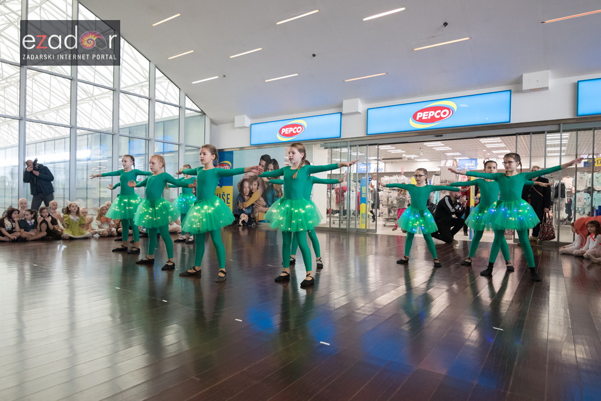 Plesni karneval u City Galleriji Plesni karneval u City Galleriji