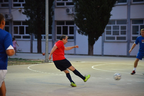 U povodu blagdana Kraljice Mira u Stanovima odigrana utakmica između liječnika i predstavnika Gradske uprave, Foto: Iva Perinčić