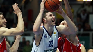 Zadar, 090313.
Dvorana Kresimira Cosica.
Utakmica 24.kola ABA lige, KK Zadar – KK Radnicki.
Na fotografiji: igrac Zadra (bijeli) Nurkic Jusuf.
Foto: Jure Miskovic / CROPIX Zadar, 090313.
Dvorana Kresimira Cosica.
Utakmica 24.kola ABA lige, KK Zadar – KK Radnicki.
Na fotografiji: igrac Zadra (bijeli) Nurkic Jusuf.
Foto: Jure Miskovic / CROPIX