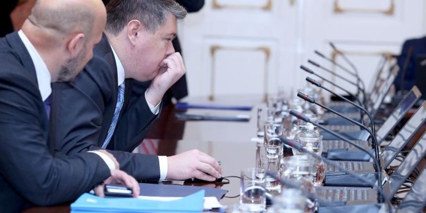 Zagreb – U Banskim dvorima odrzana je redovita sjednica Vlade RH na kojoj je, uz ostalo, donesena odluka o visini naknade troskova izborne promidzbe strankama i neovisnim kandidatima za izbor zastupnika u Hrvatski sabor. Boris Lalovac. Photo: Patrik Mace Zagreb – U Banskim dvorima odrzana je redovita sjednica Vlade RH na kojoj je, uz ostalo, donesena odluka o visini naknade troskova izborne promidzbe strankama i neovisnim kandidatima za izbor zastupnika u Hrvatski sabor. Boris Lalovac. Photo: Patrik Mace