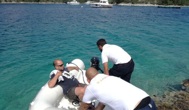Kod Žirja potonula jedrilica, sa Hvara spašen ozlijeđeni turist