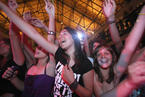 HTZ u Arsenalu (foto:Saša Čuka)