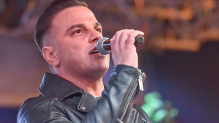 Deset tisuća posjetitelja uživalo u otvorenju Adventa u Zadru- koncertu Ivana Zaka i vatrometu