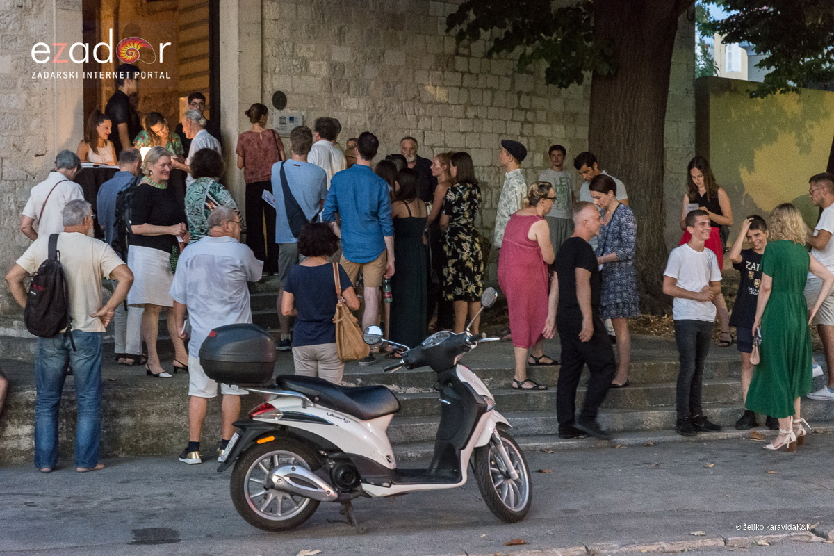 59. Glazbene večeri u sv. Donatu: Orkestar Epoque i gitarist Krešimir Bedek @ Crkva sv. Nikole