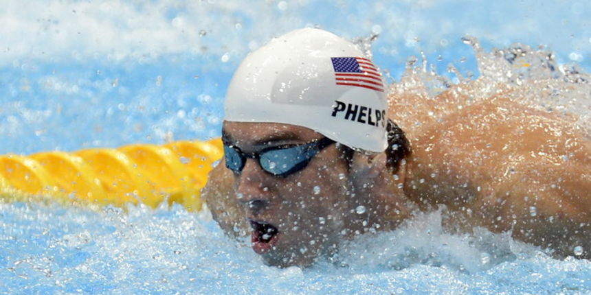 London, 020812.
Aquatics Centar.
Americki plivac Michael Phelps rekorder po osvojenim zlatnim medaljama u Pekingu te osvojenih najvise medalja na Olimpijskim Igrama tokom kvalifikacijske utrke 200 metara leptir tokom Olimpijskih Igra u Londonu.
Foto: Drag London, 020812.
Aquatics Centar.
Americki plivac Michael Phelps rekorder po osvojenim zlatnim medaljama u Pekingu te osvojenih najvise medalja na Olimpijskim Igrama tokom kvalifikacijske utrke 200 metara leptir tokom Olimpijskih Igra u Londonu.
Foto: Drag