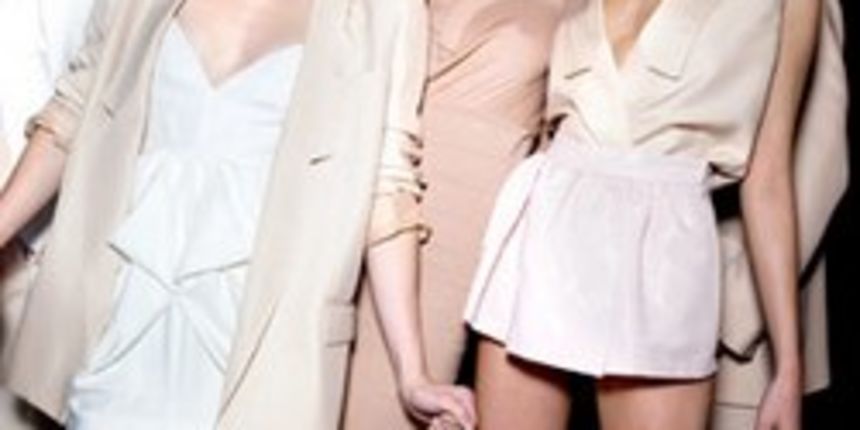 Trend: Do gole kože! (Moda.hr) Trend: Do gole kože! (Moda.hr)