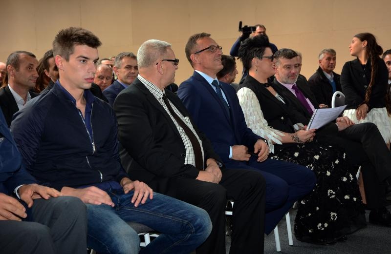 Ministar Jakovina u pogon pustio postrojenje na biomasu za potrebe drvne industrije Ministar Jakovina u pogon pustio postrojenje na biomasu za potrebe drvne industrije