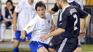 Split, 300910.
Stadion Poljud.
Nogometna utakmica drugog kola Europske lige,
Hajduk – Anderlecht.
Na fotografiji: Ante Vukusic.
Foto: Josko Ponos / CROPIX Split, 300910.
Stadion Poljud.
Nogometna utakmica drugog kola Europske lige,
Hajduk – Anderlecht.
Na fotografiji: Ante Vukusic.
Foto: Josko Ponos / CROPIX