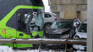 Lančani sudar autobusa i pet automobila kod Gospića