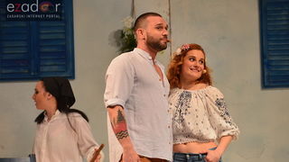 Mjuzikl Mamma Mia kazališta Komedija u dvorani Krešimir Ćosić