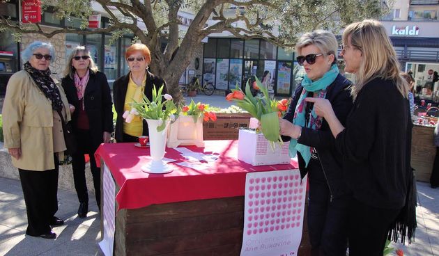“Omiljeni cvijet Ane Rukavine” u Biogradu na Moru