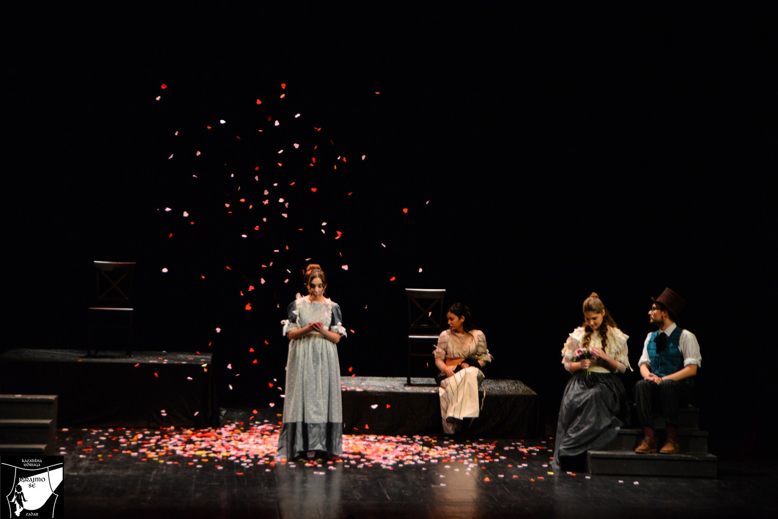 Kazališna udruga “Igrajmo se”: Predstava “Godišnja doba”