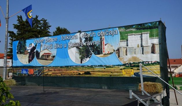 4. po redu večer pisme, folklora i starih običaja “Dođi diko u Kotare ravne – Zemunik 2012.”, foto: Željko Šarić