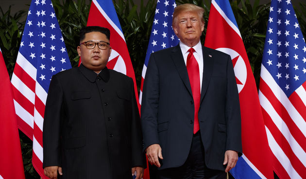 Veliki fotoizvještaj: Pogledajte kako je protekao povijesni susret Donalda Trumpa i Kim Jong-una