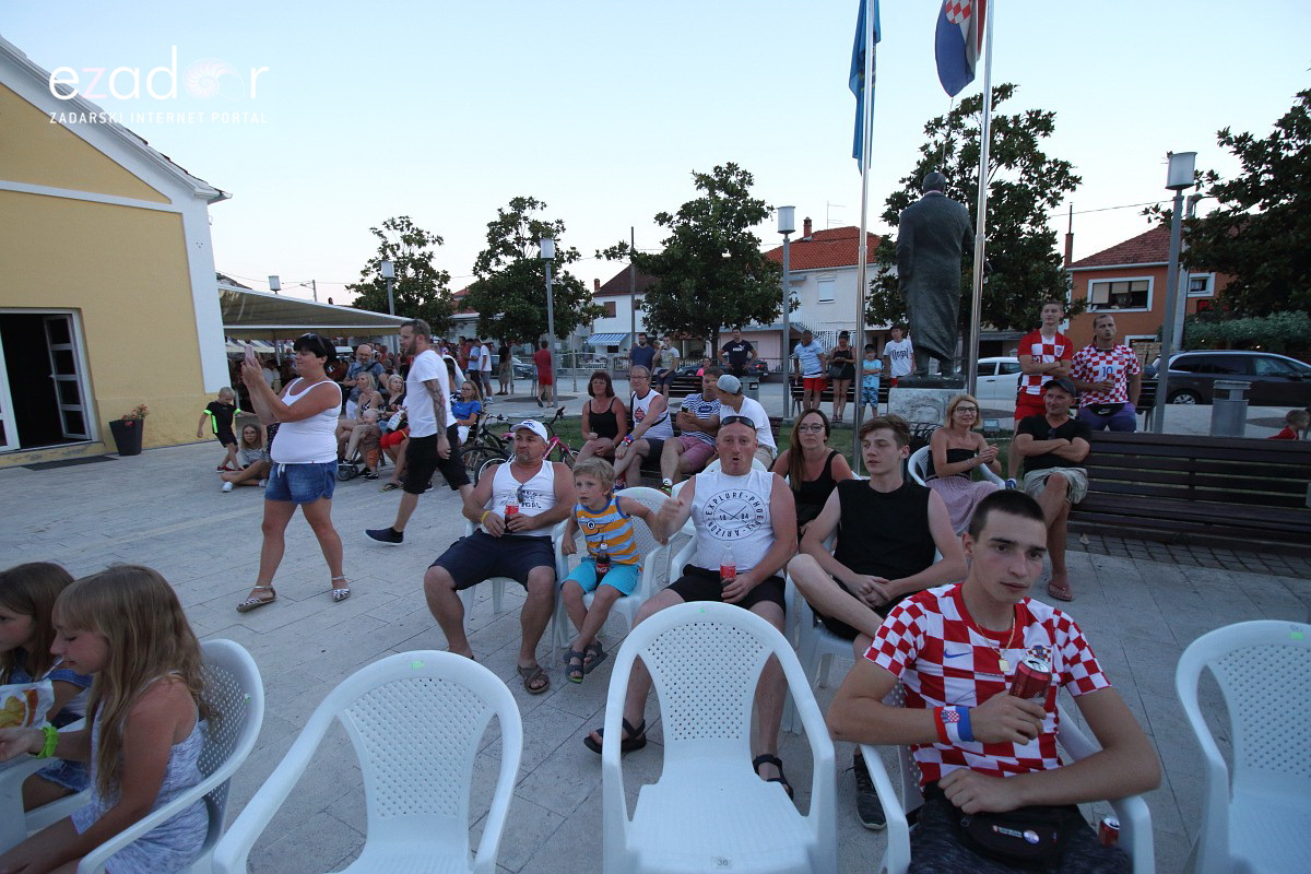 Bibinje: Navijanje za Vatrene i fešta nakon pobjede nad Rusijom