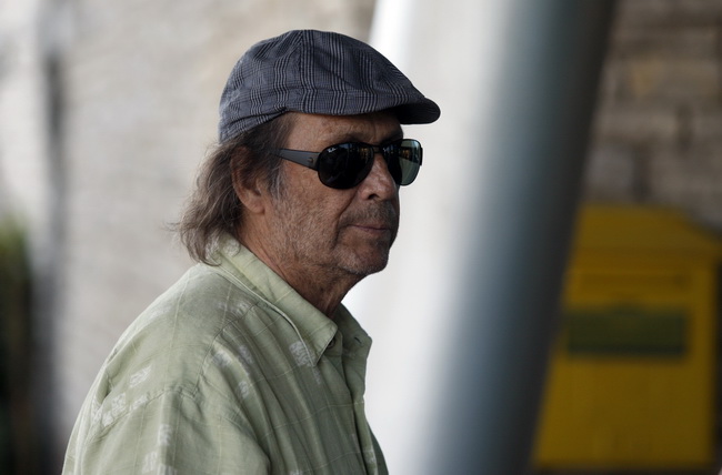 Zadar, 070610.
Gitarist Paco de Lucia stigao je danas popodne u hotel Falkensteiner na Boriku. Odrzati ce koncert sutra u 21 i 30h na trgu Pet bunara.
Foto: Jure Miskovic / CROPIX Zadar, 070610.
Gitarist Paco de Lucia stigao je danas popodne u hotel Falkensteiner na Boriku. Odrzati ce koncert sutra u 21 i 30h na trgu Pet bunara.
Foto: Jure Miskovic / CROPIX