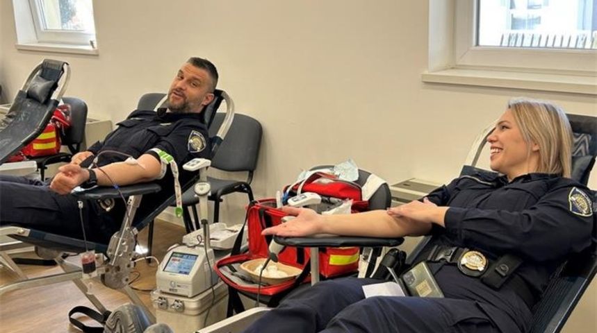 Zadarska policija u plemenitoj akciji darivanja krvi