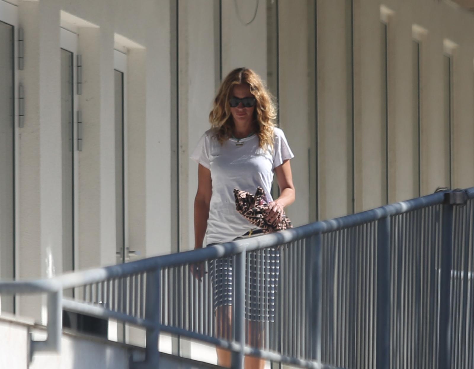 Glumica Julia Roberts u društvu supruga i djece uživa na splitskoj plaži