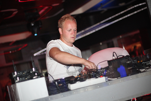 Maraschino bar : iPlay Battles (foto:Saša Čuka)