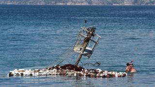 Ražančani saniraju štete nakon orkanske bure. Photo: Dino Stanin/PIXSELL