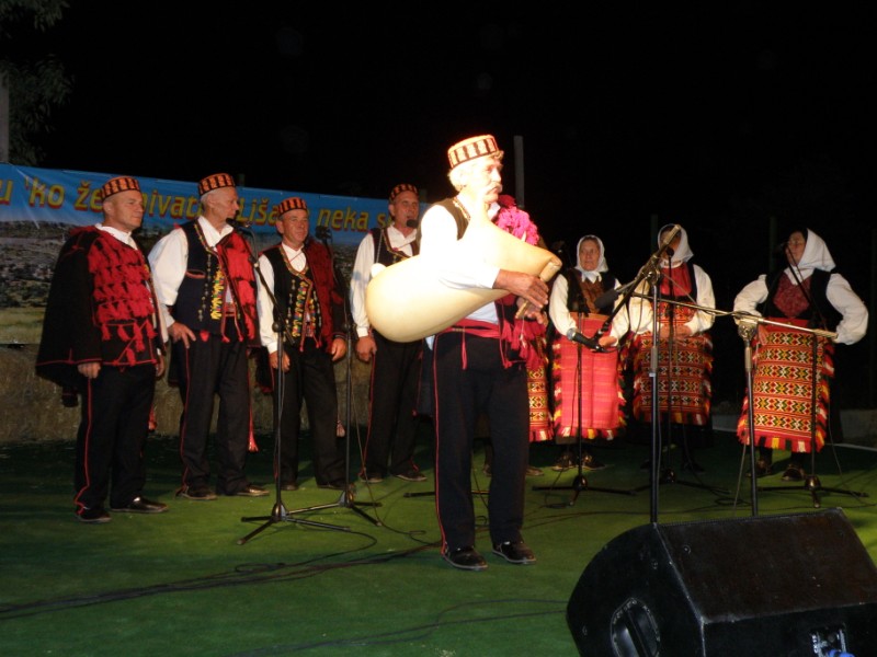 Lišane Ostrovičke: 1. Večer ojkanja “Od Sinja do Nina i Brinja”, Foto: Marko Mane Ledenko