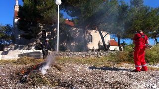 Premuda: Akcija čišćenja plaže “Zad crikve”, Foto: Ivana, Eva, Mia i Lea