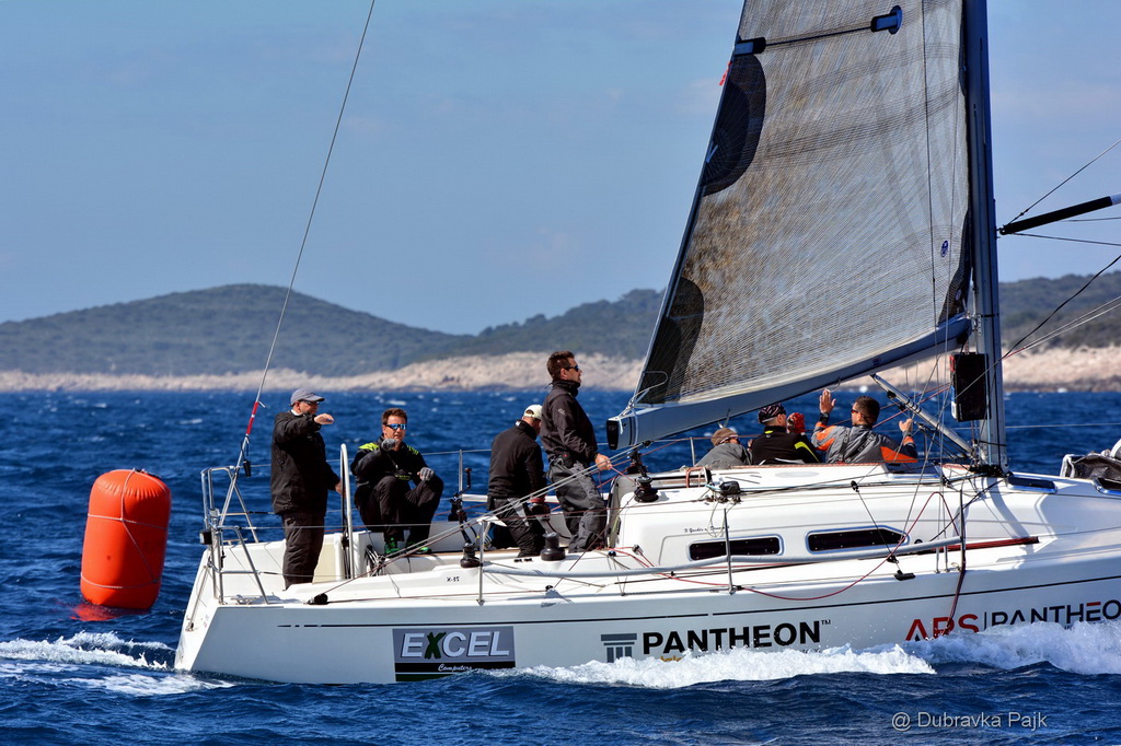U hvarskom akvatoriju održana XXI. Uskršnja regata U hvarskom akvatoriju održana XXI. Uskršnja regata