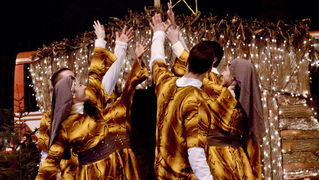 Zagreb, 221212.
Kaptol.
Zajednica Cenacolo vec 13 godina ispred Katedrale na Kaptolu u bozicno vrijeme priredjuje Zive jaslice.
Na fotografiji: detalj sa priredbe.
Foto: Admir Buljubasic / CROPIX Zagreb, 221212.
Kaptol.
Zajednica Cenacolo vec 13 godina ispred Katedrale na Kaptolu u bozicno vrijeme priredjuje Zive jaslice.
Na fotografiji: detalj sa priredbe.
Foto: Admir Buljubasic / CROPIX