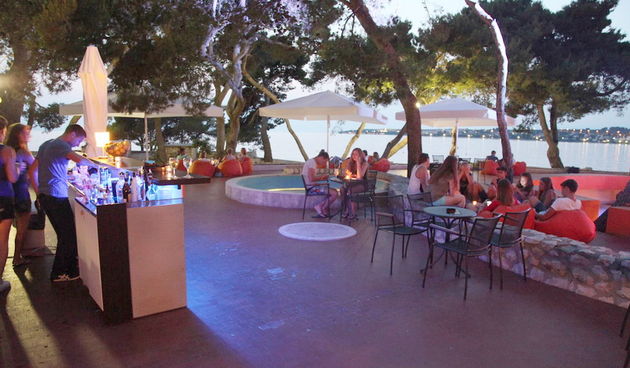 U ZAZ beach baru dvodnevni After Beach fest!