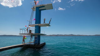 Meta feštica od balona i Ballon Jump