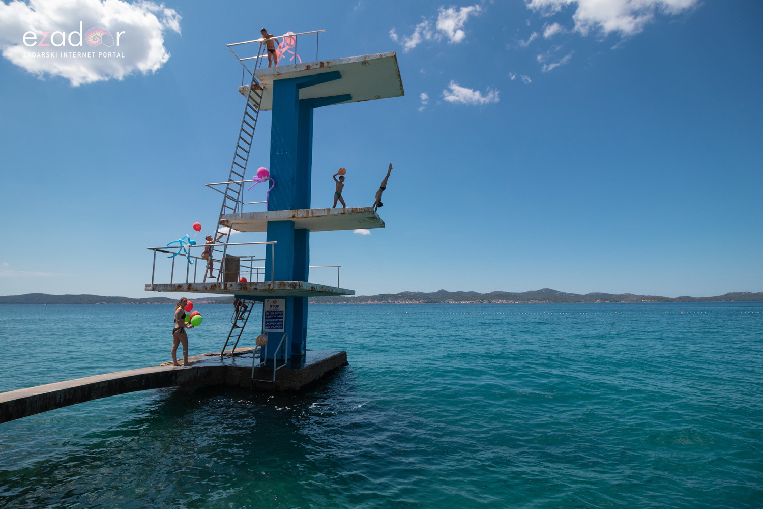 Meta feštica od balona i Ballon Jump
