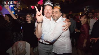 Ludnica u Saturnusu: Najbolji doček u svemiru i šire Ludnica u Saturnusu: Najbolji doček u svemiru i šire