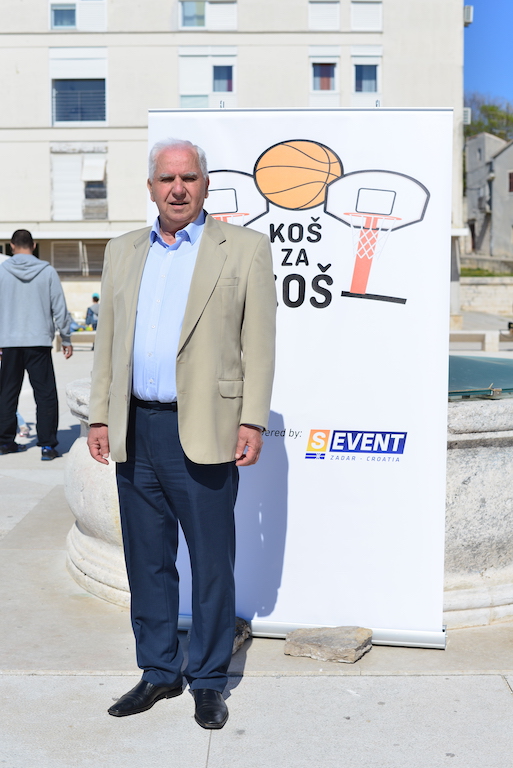Košarkaške legende zaigrale sa Zadranima na Forumu Košarkaške legende zaigrale sa Zadranima na Forumu