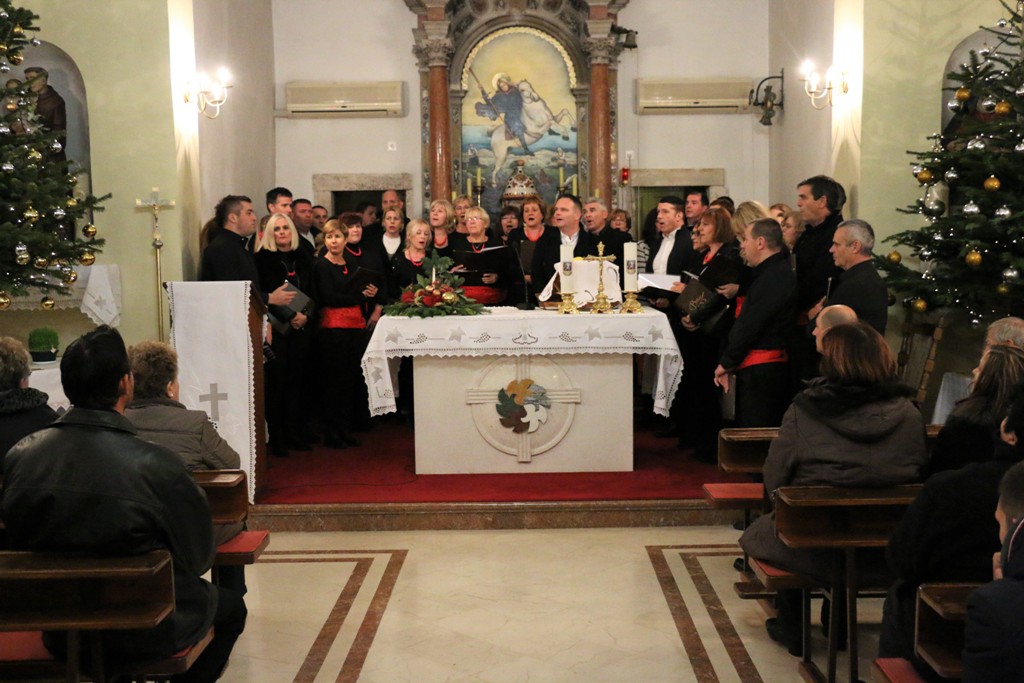 Tradicionalni klapski koncert na Viru