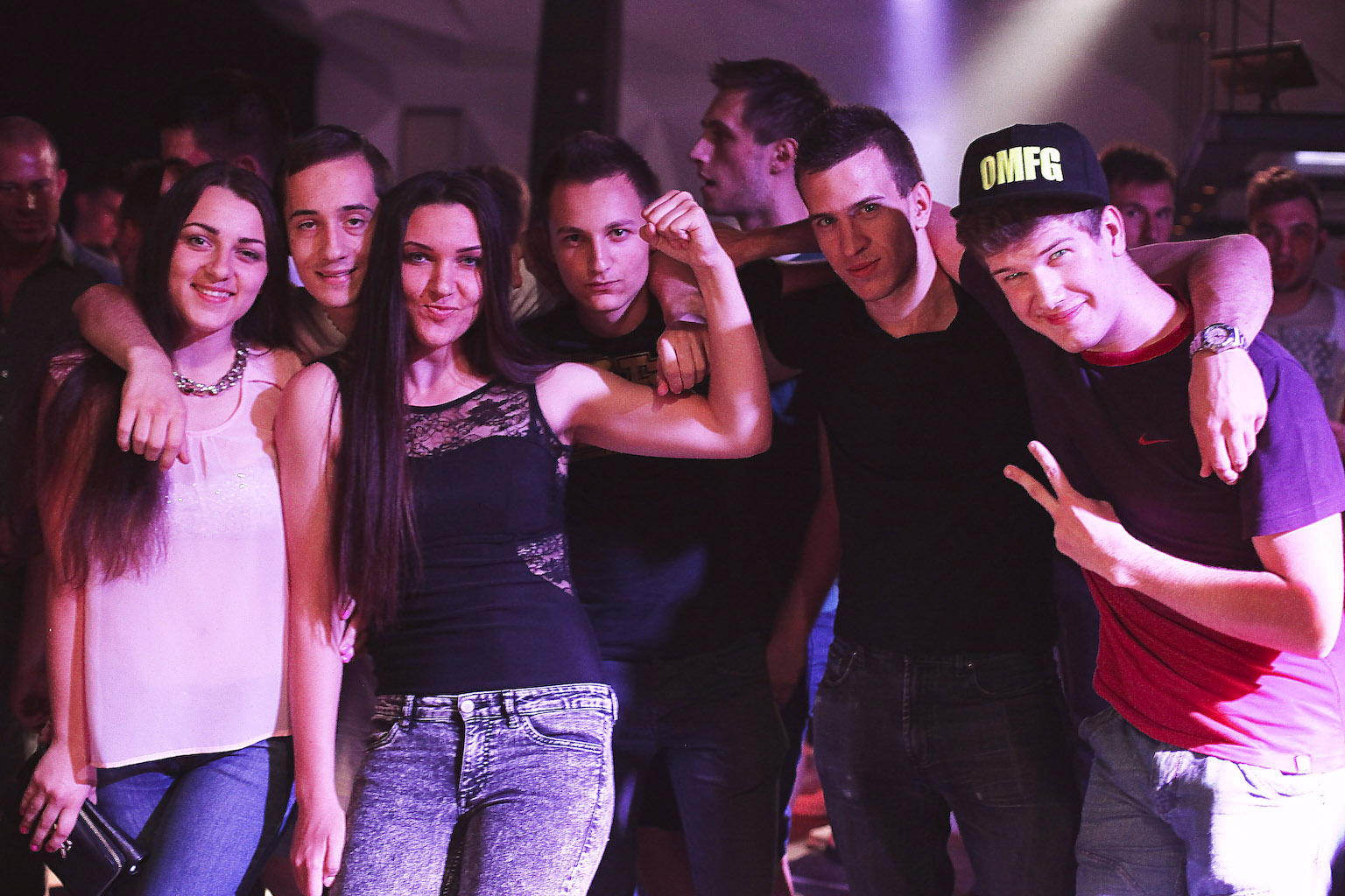 Subota u zagrebačkom Aquariusu protekla je u zagrijavanju za Moonsplash festival koji će se u zrćanskom Aquariusu održati od 11. do 13. kolovoza. Na Moonsplashu će nastupiti planetarne zvijezde elektroničke glazbe: Benny Benassi, Merk & Kremont, Dimitri V Subota u zagrebačkom Aquariusu protekla je u zagrijavanju za Moonsplash festival koji će se u zrćanskom Aquariusu održati od 11. do 13. kolovoza. Na Moonsplashu će nastupiti planetarne zvijezde elektroničke glazbe: Benny Benassi, Merk & Kremont, Dimitri V