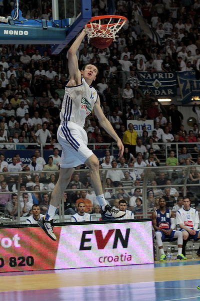 Finale doigravanja, 2. utakmica: KK Zadar – KK Cibona 76-92