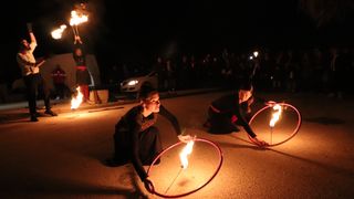 Cirkultura i Jasmin Stavros otvorili Maškare na Viru Cirkultura i Jasmin Stavros otvorili Maškare na Viru