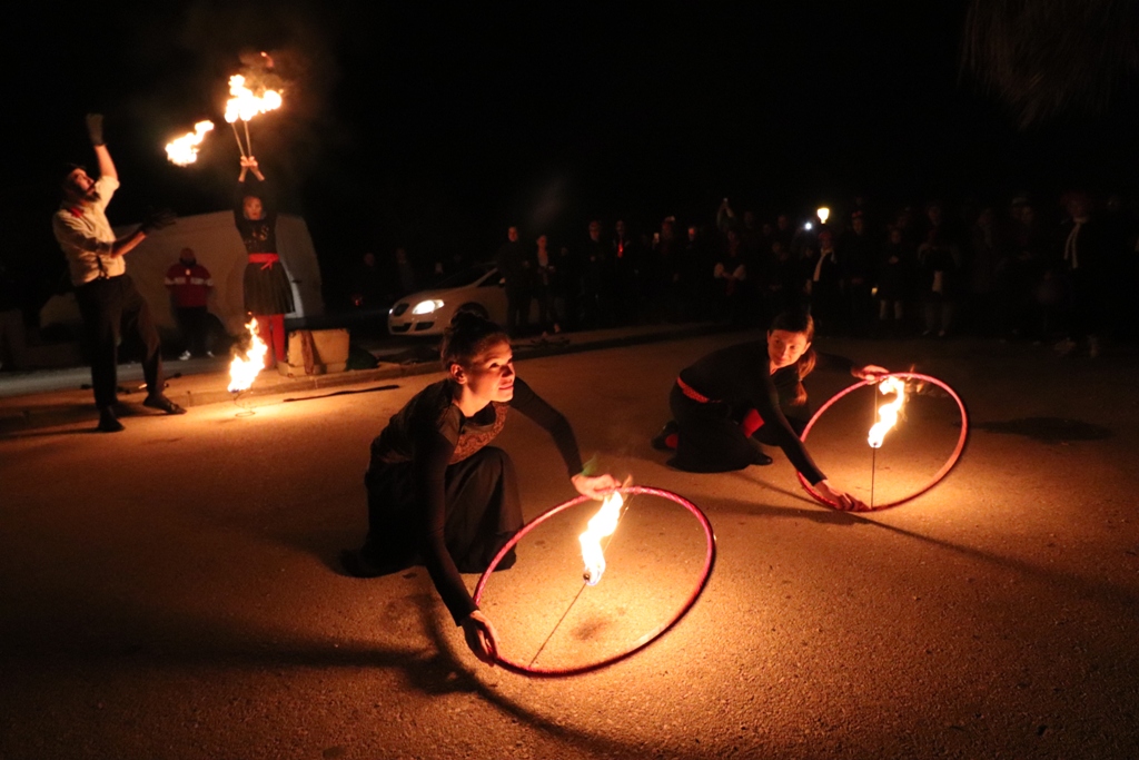 Cirkultura i Jasmin Stavros otvorili Maškare na Viru Cirkultura i Jasmin Stavros otvorili Maškare na Viru