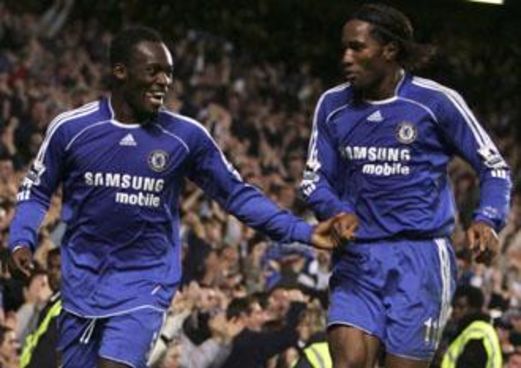 Essien i Drogba