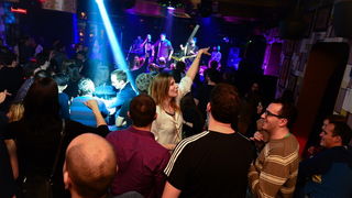 Mjesni Odbor u Maraschino Baru. Foto: Iva Perinčić Mjesni Odbor u Maraschino Baru. Foto: Iva Perinčić