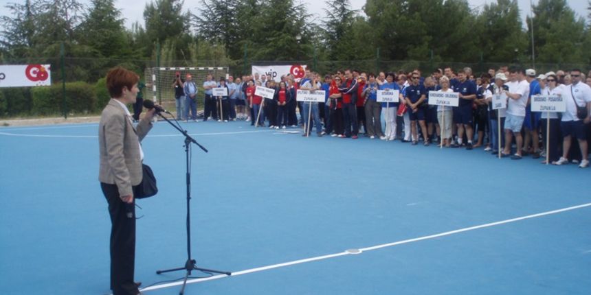 OLYMPUS DIGITAL CAMERA OLYMPUS DIGITAL CAMERA