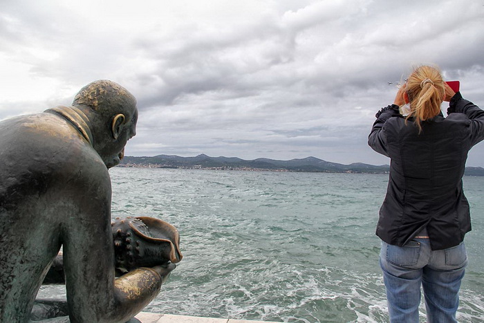 Krila oluje nad zadarskom rivom 11. listopada 2013. Foto: Iva Perinčić Krila oluje nad zadarskom rivom 11. listopada 2013. Foto: Iva Perinčić