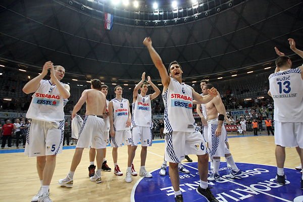 KK Zadar-KK Cibona (foto:Saša Čuka) KK Zadar-KK Cibona (foto:Saša Čuka)