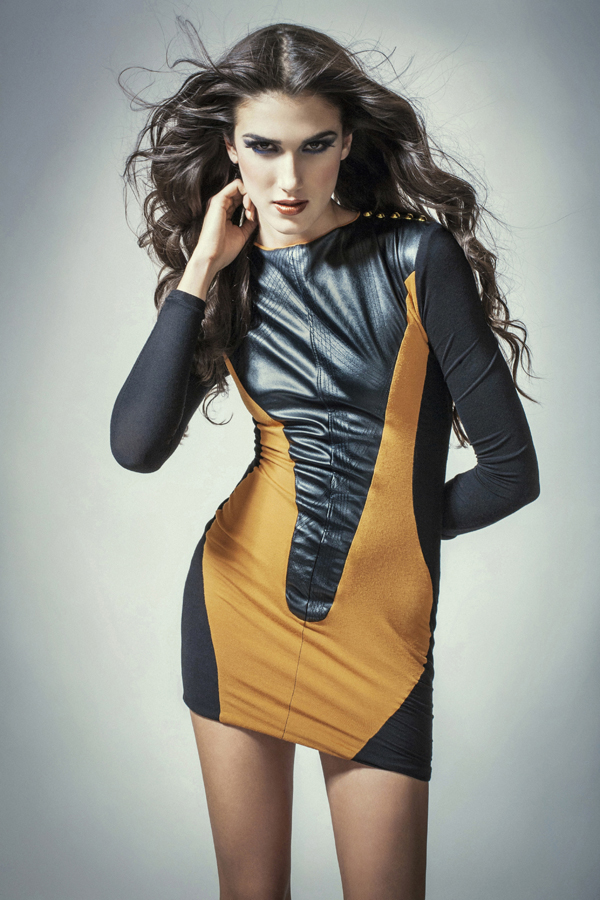 Fotografije predstavljanja dijela novih jesensko-zimskih kolekcija hrvatskih dizajnera LOOKBOOK Fall / Winter 2012-2013 na portalu www.moda.hr Fotografije predstavljanja dijela novih jesensko-zimskih kolekcija hrvatskih dizajnera LOOKBOOK Fall / Winter 2012-2013 na portalu www.moda.hr