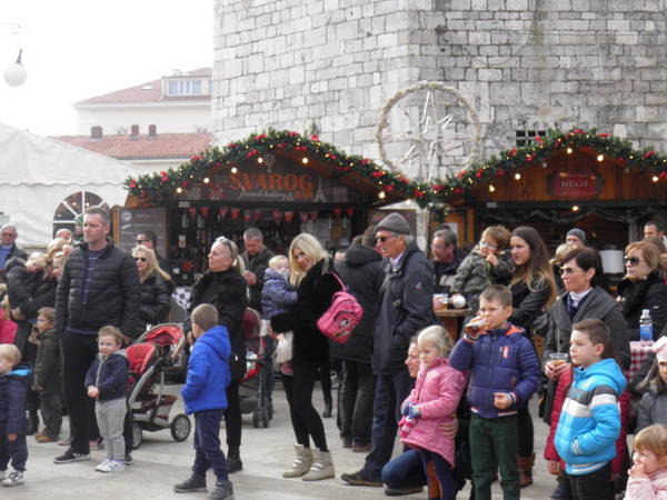 OLYMPUS DIGITAL CAMERA OLYMPUS DIGITAL CAMERA