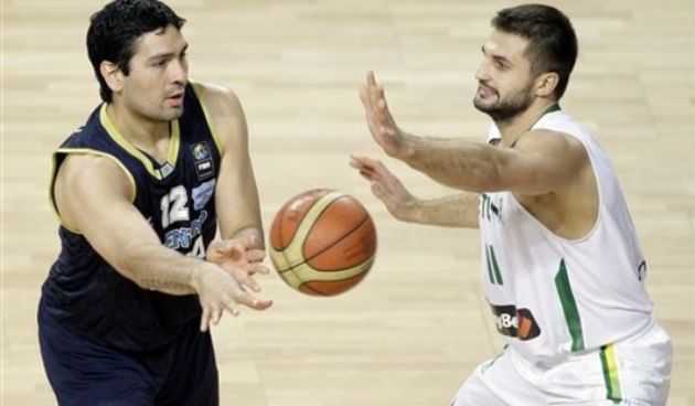 Leonardo Gutierrez (L), Foto: AP Photo